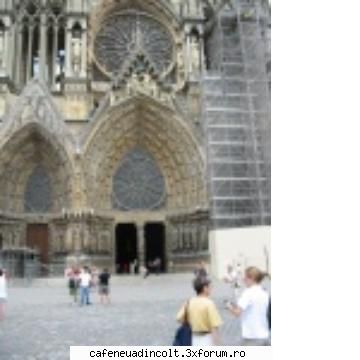 Monumente - Poarta Catedralei - Prezente  Arhitectonice